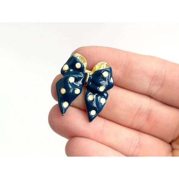 Polka Dot Blue & White Ribboned Bow Gold Toned Enameled Vintage Brooch - Picture 11 of 12